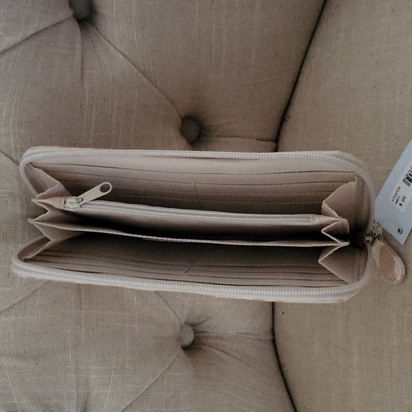 Laila Rowe Beach Set - Picture 9 of 10